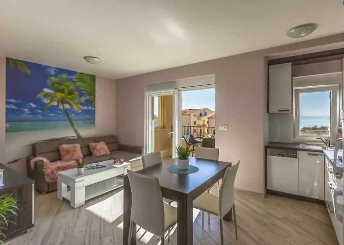 Andela 4 Макарска