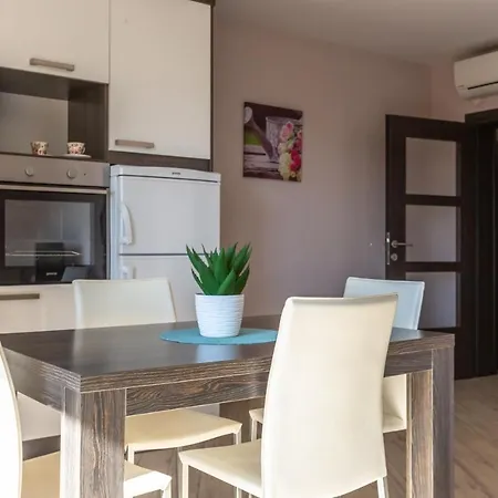 Apartment Andela 4